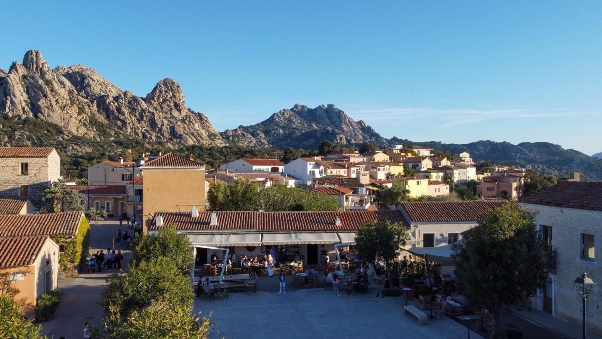 Locanda Sant'Andrea Hotel&Relais San Pantaleo Kültér fotó